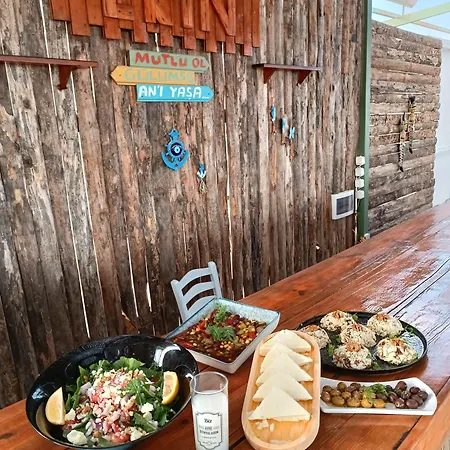 Ekin Assos * Ayvacik (Canakkale)